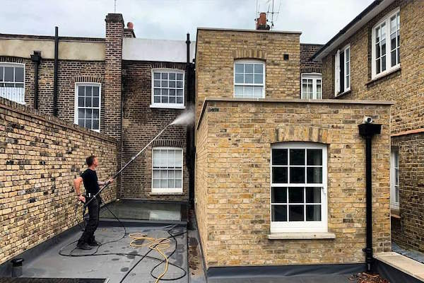Residential window cleaning services